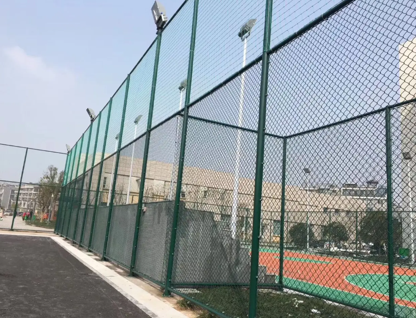 开阳球场护栏网